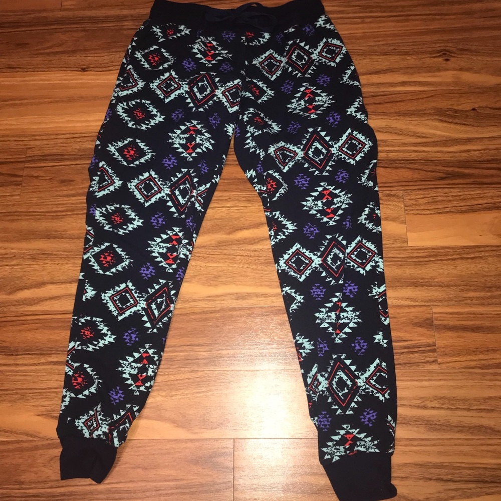 Tribal-printed jogger pants